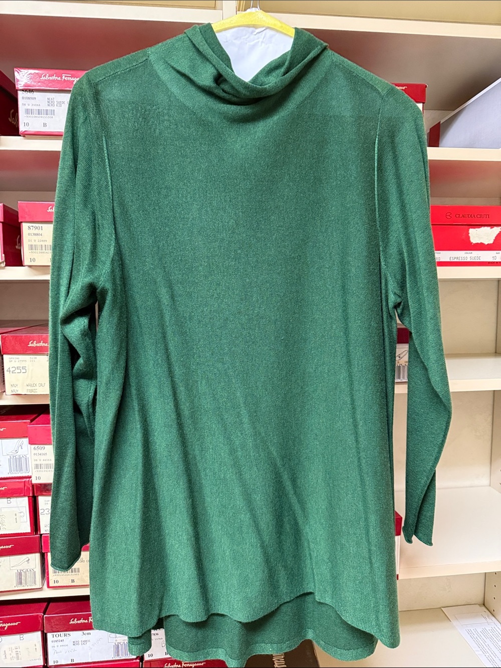 Eileen Fisher Green merino wooll blend lightweight turtleneck sweater